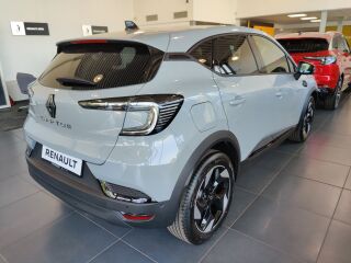 Renault Captur Techno Mild Hybrid 140 1.3 104kW