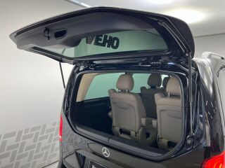 Mercedes-Benz V 300 Avantgarde A2 d AMG Line 2.0 R4 174kW