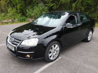 Volkswagen Jetta 1.6 BSE 75kW