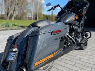 Harley-Davidson Road Glide Special V2 114ci M8 70kW