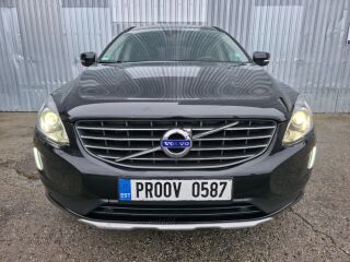 Volvo XC60 Momentum Onyx Black 2.0 D4 140kW