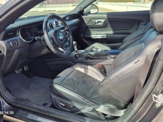 Ford Mustang Premium 5.0 331kW