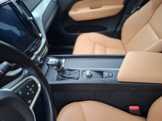 Volvo XC60 AWD 2.0 140kW