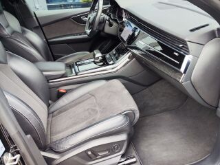 Audi Q8 2 x S-line Black Night 3.0 210kW