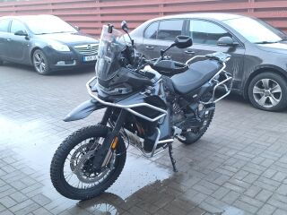 CFMOTO 800MT-X