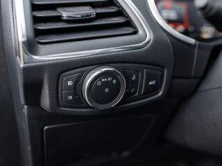 Ford Galaxy Facelift Family Edition 2.0 140kW