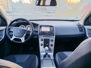 Volvo XC60 BUSINESS EDITION 2.4 D5 120kW