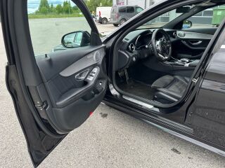 Mercedes-Benz C 200 AMG Line 1.6 118kW