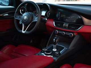 Alfa Romeo Giulia Veloce 2.0 206kW
