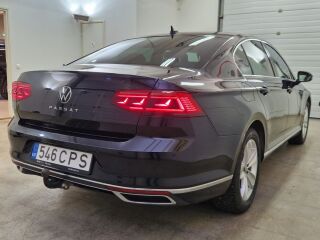 Volkswagen Passat Executive IQ LIGHT Maatriks 2.0 TDI 110kW