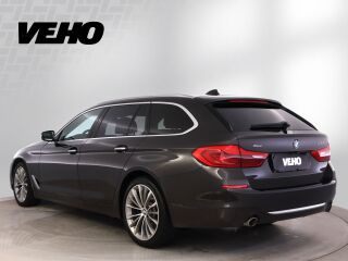 BMW 530 d xDrive Touring Luxury Line 3.0 195кВ