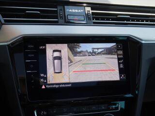 Volkswagen Passat R-Line Variant 4Motion 2.0 BIT TDI 176кВ