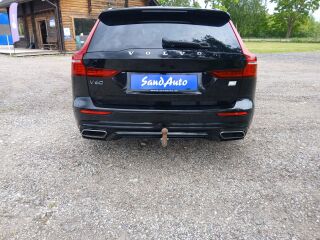 Volvo V60 T6 AWD R-DESIGN RECHARGE 2.0 251kW