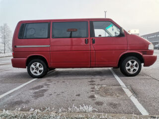Volkswagen Caravelle 2.4 57kW