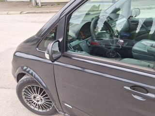 Mercedes-Benz Viano 3.0 150kW