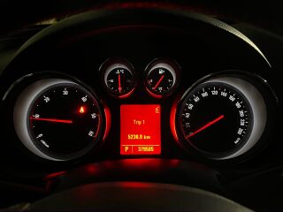 Opel Insignia 2.0 118kW