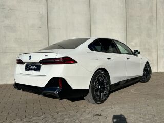 BMW i5 eDrive40 M Sportpakett Pro 250kW
