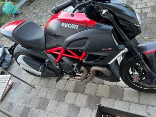 Ducati Diavel V4 CARBON ABS V2 113kW