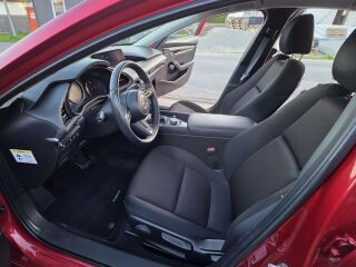 Mazda 3 Skyactiv-G Elegance 2.0 90kW