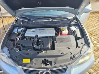 Lexus CT 200h 1.8 73кВ