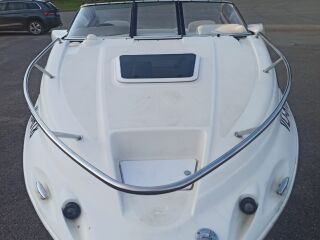 Regal 2150 5.0 V8 193kW