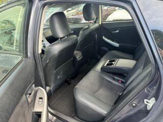Toyota Prius 1.8 73кВ