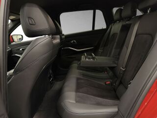 BMW 320 Touring G21 M Sport Melbourne-Red Metallic 2.0 140kW