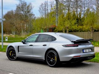 Porsche Panamera 4S V8 Diesel Sport Chrono 4.0 310kW