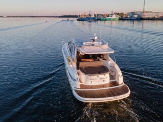 Bavaria 34HT Sport 37ft 2 x Volvo Penta D4 382кВ