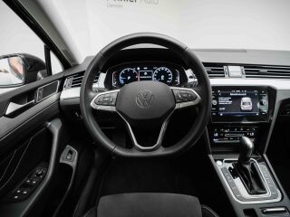 Volkswagen Passat Elegance 2.0 110kW