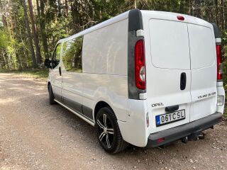 Opel Vivaro 2.5 107kW