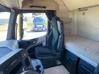 Mercedes-Benz Actros 1845L