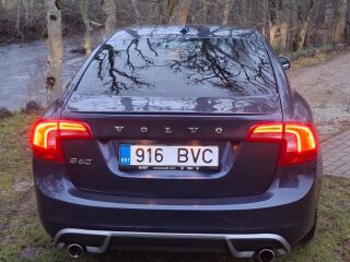 Volvo S60 R-design 2.4 TD 158kW