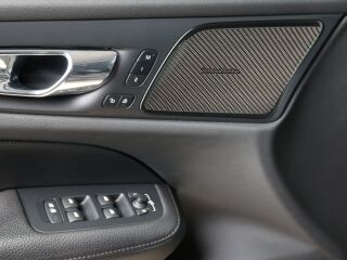 Volvo V60 INSCRIPTION INTELLI SAFE PRO MY19 2.0 D4 140кВ