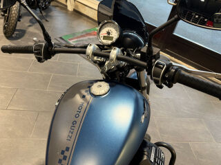 Moto Guzzi V9 Bobber V2 40кВ