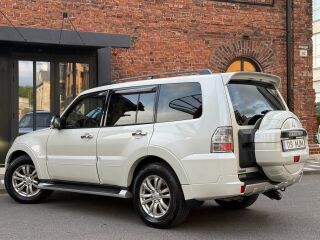 Mitsubishi Pajero Rockford DESIGN 3.2 147kW