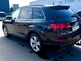 Audi Q7 Quattro S-Line 3.0 210kW