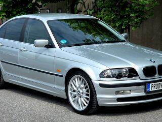 BMW 325 2.5 R6 M54B25 141kW