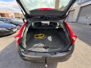 Volvo V60 2.4 158kW