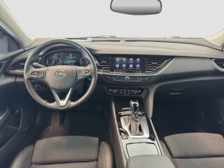 Opel Insignia 1.5 121кВ