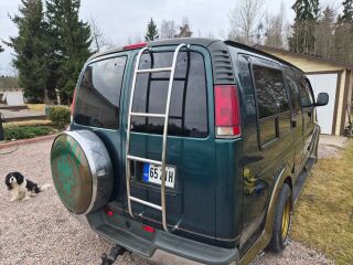 Chevrolet Chevy Van 5.7 180кВ