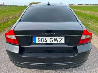 Volvo S80 Summum 2.4 120кВ