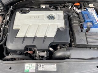 Volkswagen Golf Individual 2.0 103кВ