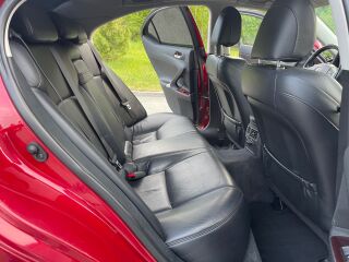 Lexus IS 250 2.5 153kW