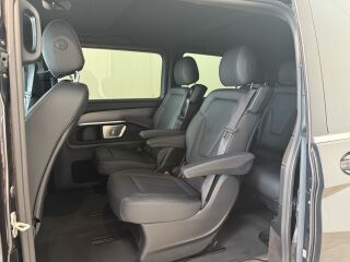 Mercedes-Benz V 300 Facelift Avantgarde 4Matic AMG Line 2.0 R4 174kW