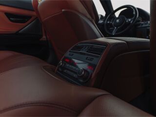 BMW M6 4.4