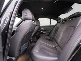 BMW 320 M-sportpakett Shadowline 2.0 140kW
