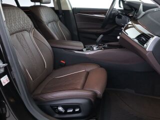 BMW 530 d xDrive Touring Luxury Line 3.0 195кВ