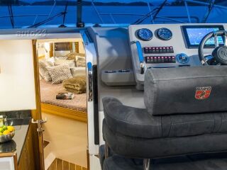 Marex 310 SUN CRUISER VOLVO PENTA - D6-380hj DPI - 265h