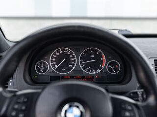BMW X5 Individual 3.0 160kW